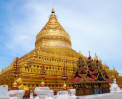 ミャンマー 金色の寺院